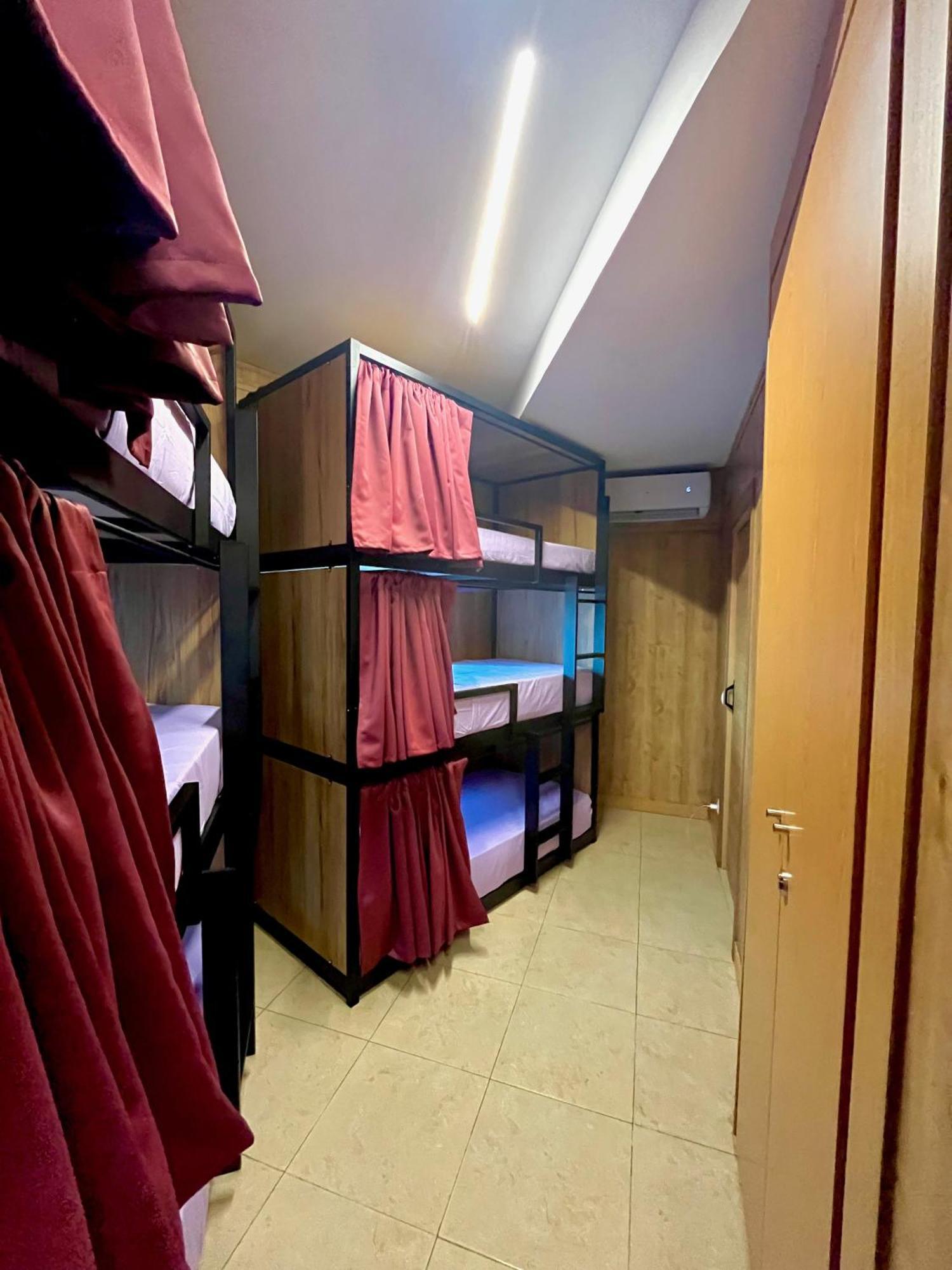 Hostel Vida Verde Madrid Luaran gambar